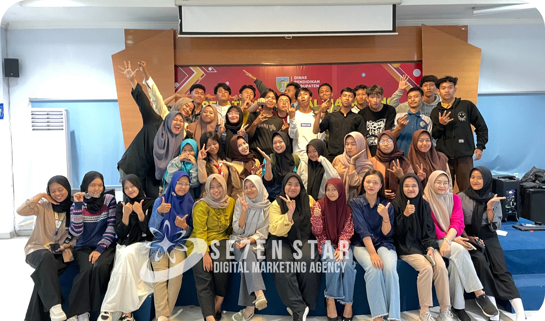 Ilustrasi tips optimasi website UMKM